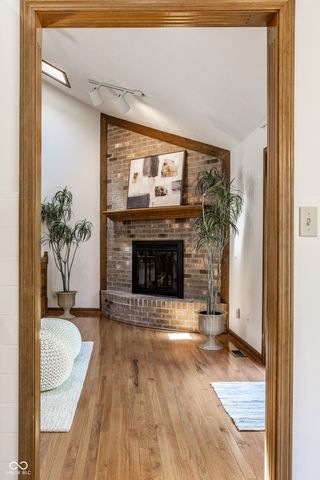 942 Arrowwood Drive, Carmel, IN 46033
