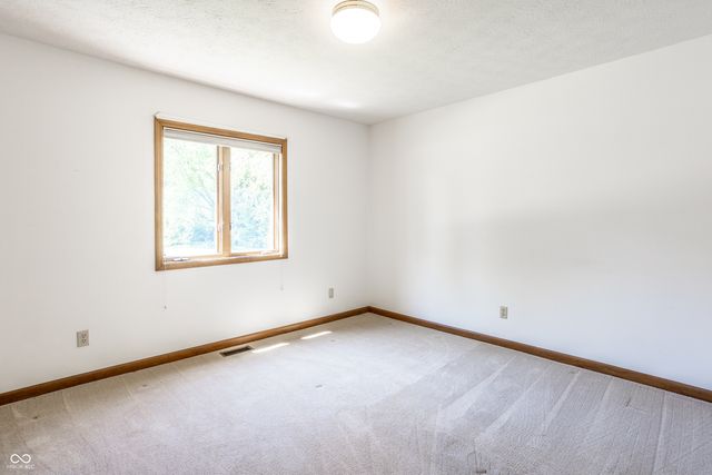 942 Arrowwood Drive, Carmel, IN 46033