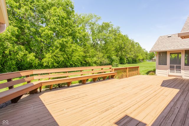 942 Arrowwood Drive, Carmel, IN 46033