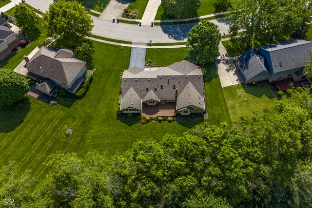 942 Arrowwood Drive, Carmel, IN 46033