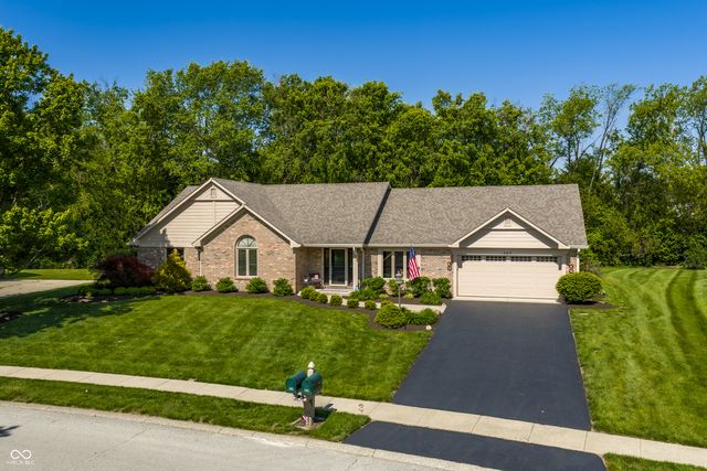 942 Arrowwood Drive, Carmel, IN 46033