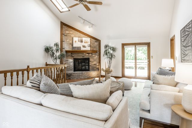 942 Arrowwood Drive, Carmel, IN 46033