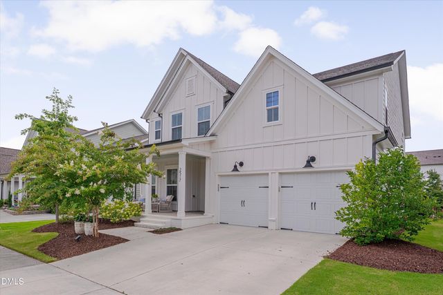 2517 Great Daisy Lane, New Hill, NC 27562