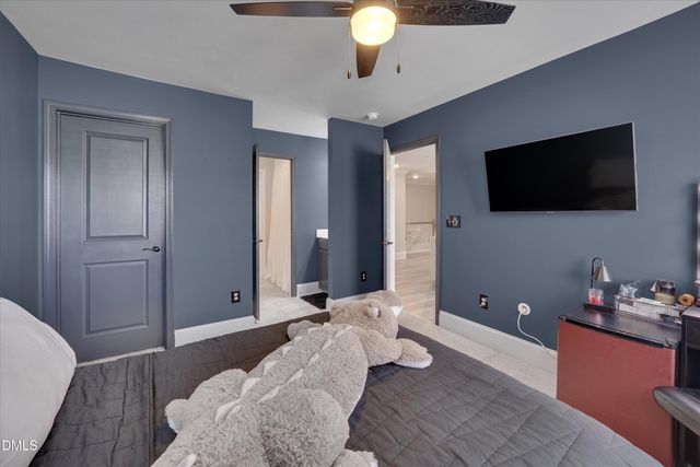 2517 Great Daisy Lane, New Hill, NC 27562