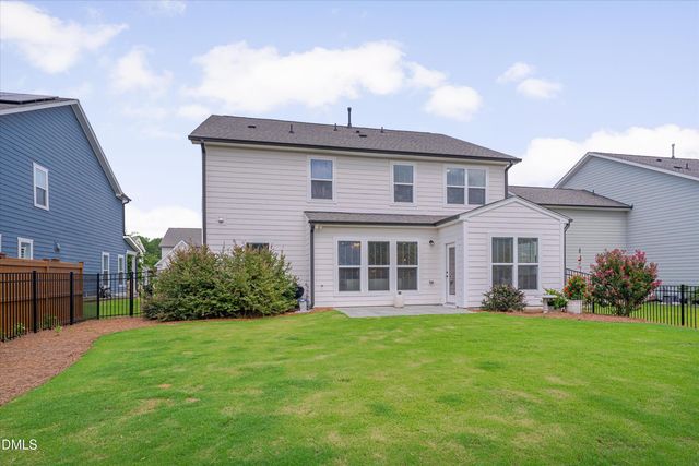 2517 Great Daisy Lane, New Hill, NC 27562