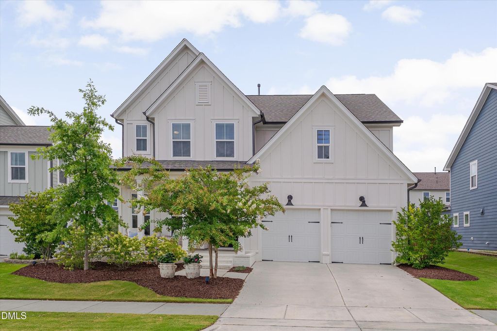 2517 Great Daisy Lane, New Hill, NC 27562
