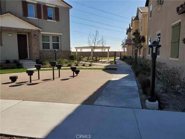 16229 Castello Lane 6, Fontana, CA 92336