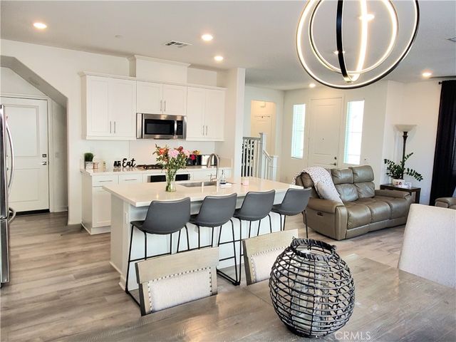 16229 Castello Lane 6, Fontana, CA 92336