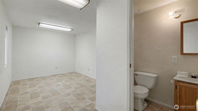 6514 Steilacoom Boulevard SW, Lakewood, WA 98499