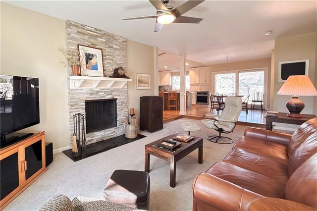 9728 High Drive, Leawood, KS 66206