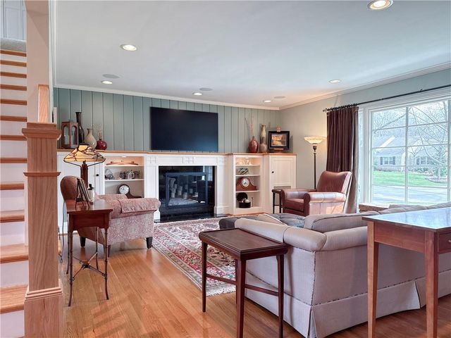 9728 High Drive, Leawood, KS 66206