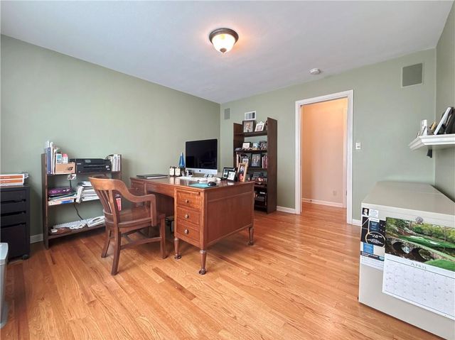 9728 High Drive, Leawood, KS 66206