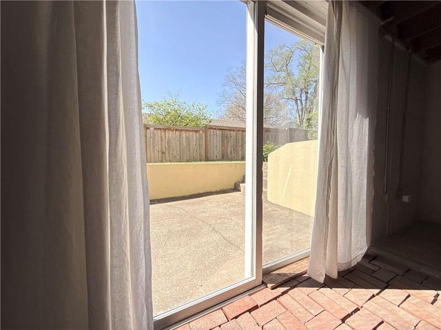 9728 High Drive, Leawood, KS 66206