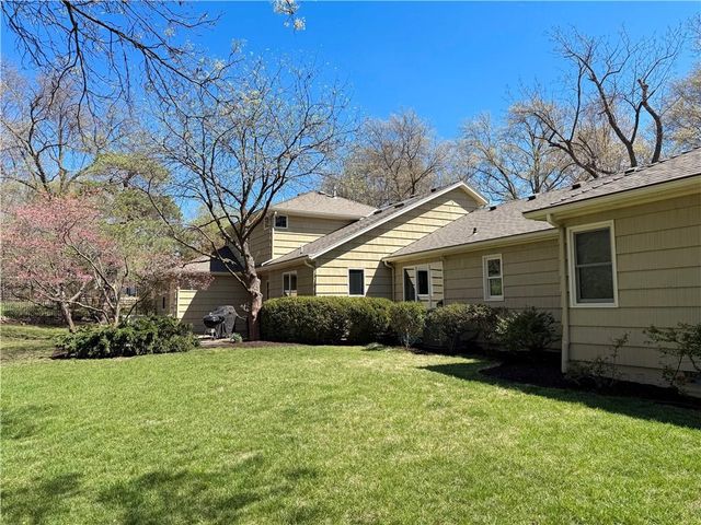 9728 High Drive, Leawood, KS 66206