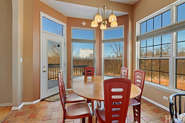 274 Prairie View Lane 274, Wheeling, IL 60090