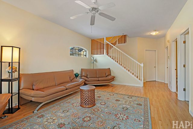 274 Prairie View Lane 274, Wheeling, IL 60090