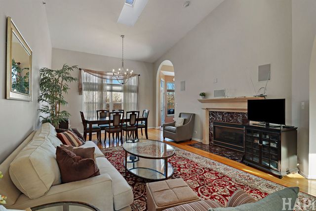 274 Prairie View Lane 274, Wheeling, IL 60090