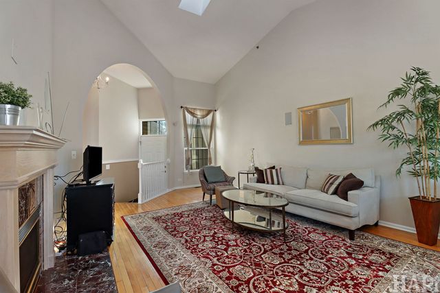 274 Prairie View Lane 274, Wheeling, IL 60090