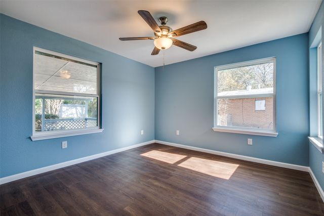 1701 Merrywood Way, Gainesville, TX 76240