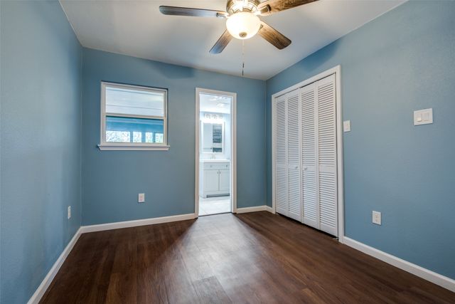 1701 Merrywood Way, Gainesville, TX 76240