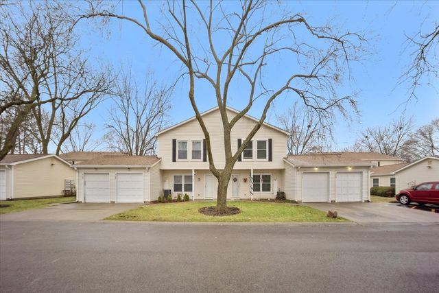 2166 N Heather Lane 43A, Palatine, IL 60074