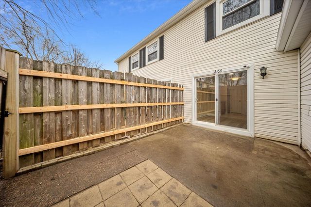 2166 N Heather Lane 43A, Palatine, IL 60074