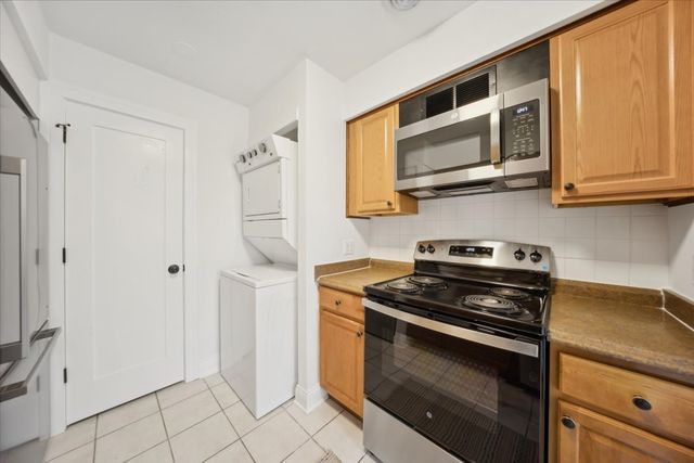 2166 N Heather Lane 43A, Palatine, IL 60074
