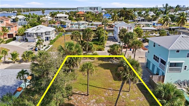 291 Ohio AVE, Fort Myers Beach, FL 33931