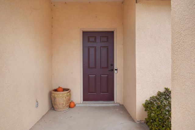 6983 Clark Hills Drive NE, Rio Rancho, NM 87144