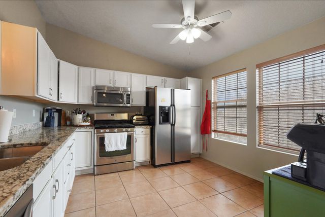 6983 Clark Hills Drive NE, Rio Rancho, NM 87144