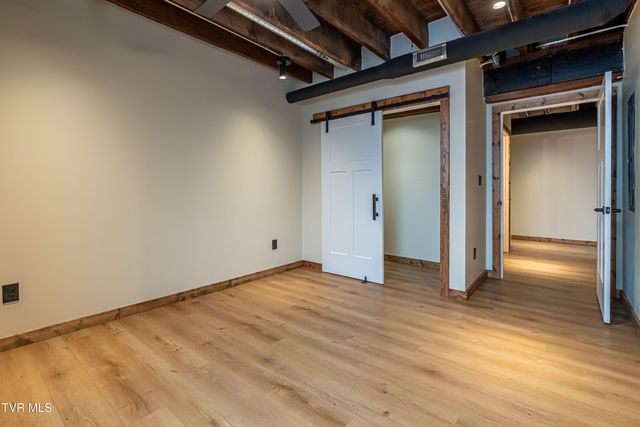 453 East Main Street 400, Kingsport, TN 37660