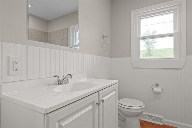 112 W Kay Street, Lansing, KS 66043
