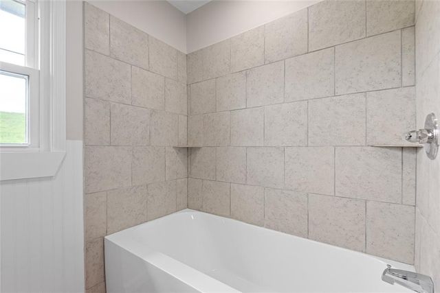 112 W Kay Street, Lansing, KS 66043