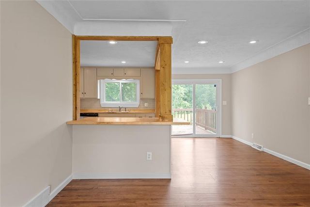 112 W Kay Street, Lansing, KS 66043