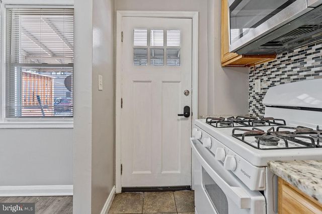 6811 BANK ST, Baltimore, MD 21224