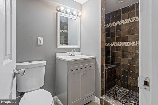 6811 BANK ST, Baltimore, MD 21224