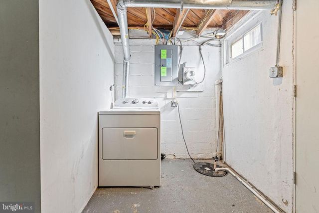 6811 BANK ST, Baltimore, MD 21224