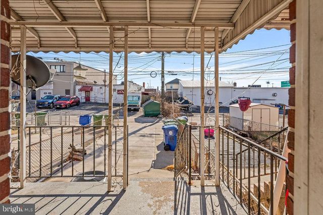 6811 BANK ST, Baltimore, MD 21224