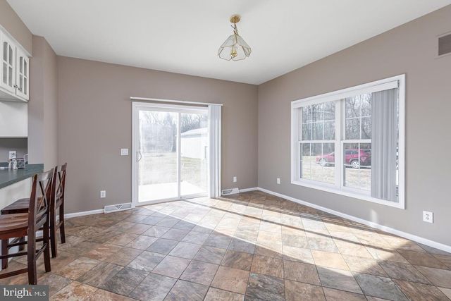 29 THREE BRIDGE RD, Monroeville, NJ 08343