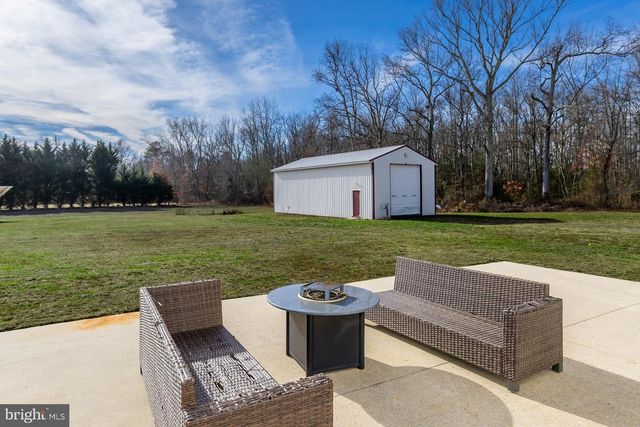 29 THREE BRIDGE RD, Monroeville, NJ 08343