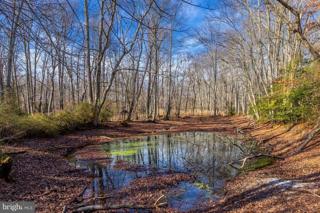 29 THREE BRIDGE RD, Monroeville, NJ 08343