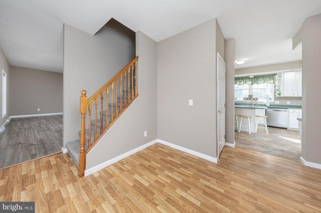 29 THREE BRIDGE RD, Monroeville, NJ 08343