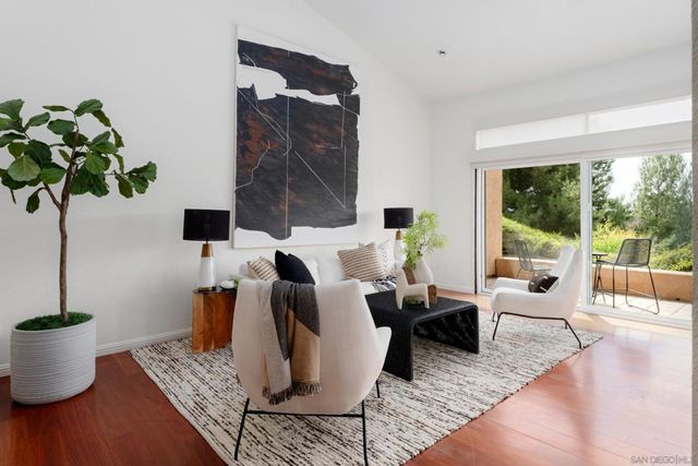 2575 Caminito Muirfield, San Diego, CA 92037