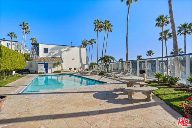 11866 Starfish Lane, Malibu, CA 90265