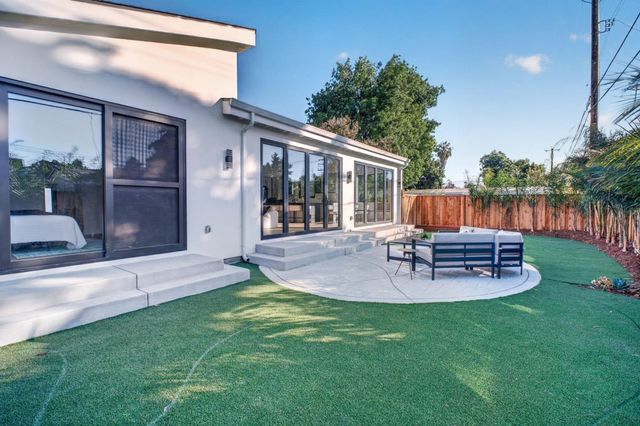 806 Emily Drive, Mountain View, CA 94043
