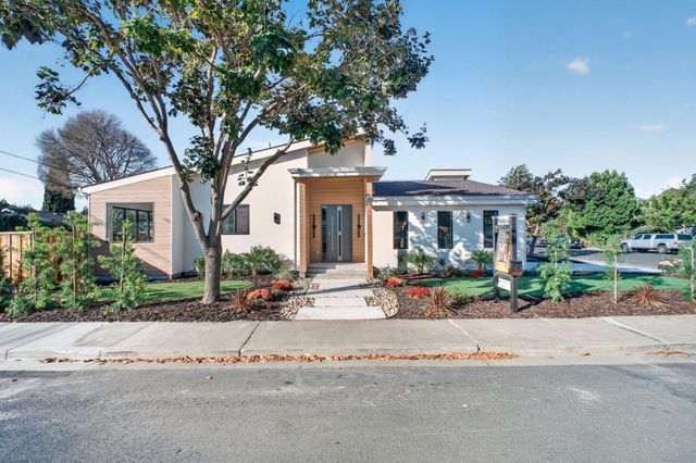 806 Emily Drive, Mountain View, CA 94043