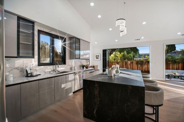 806 Emily Drive, Mountain View, CA 94043