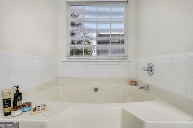 10 Dairyland Drive, Covington, GA 30016