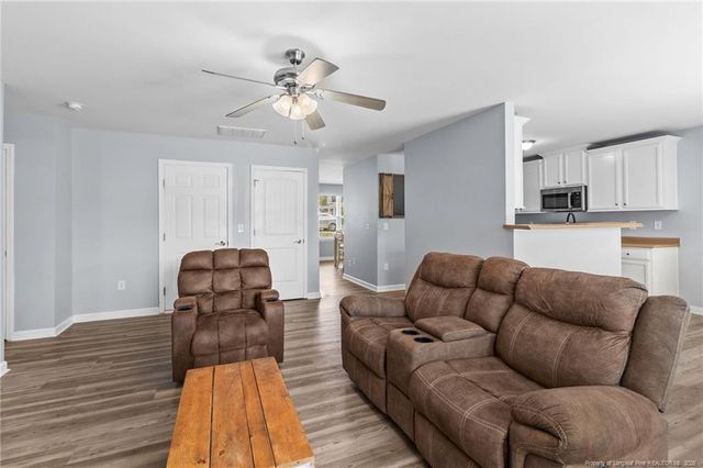 1454 Laguardia Drive, Hope Mills, NC 28348