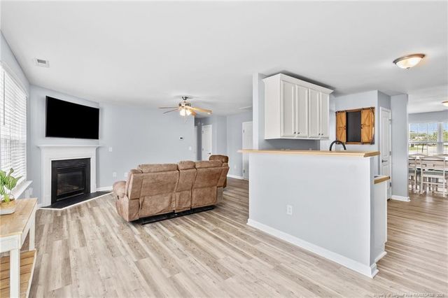 1454 Laguardia Drive, Hope Mills, NC 28348